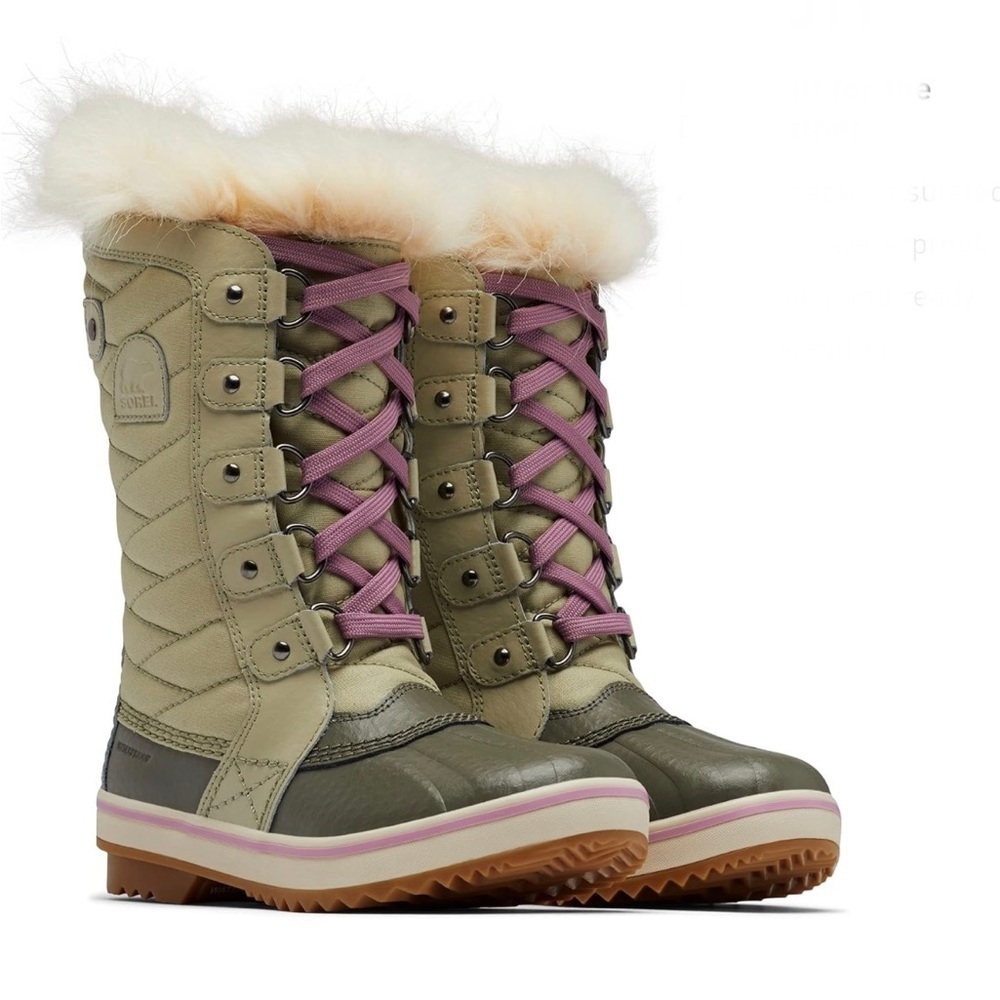 NWT Sorel Women’s Tofino waterproof boots